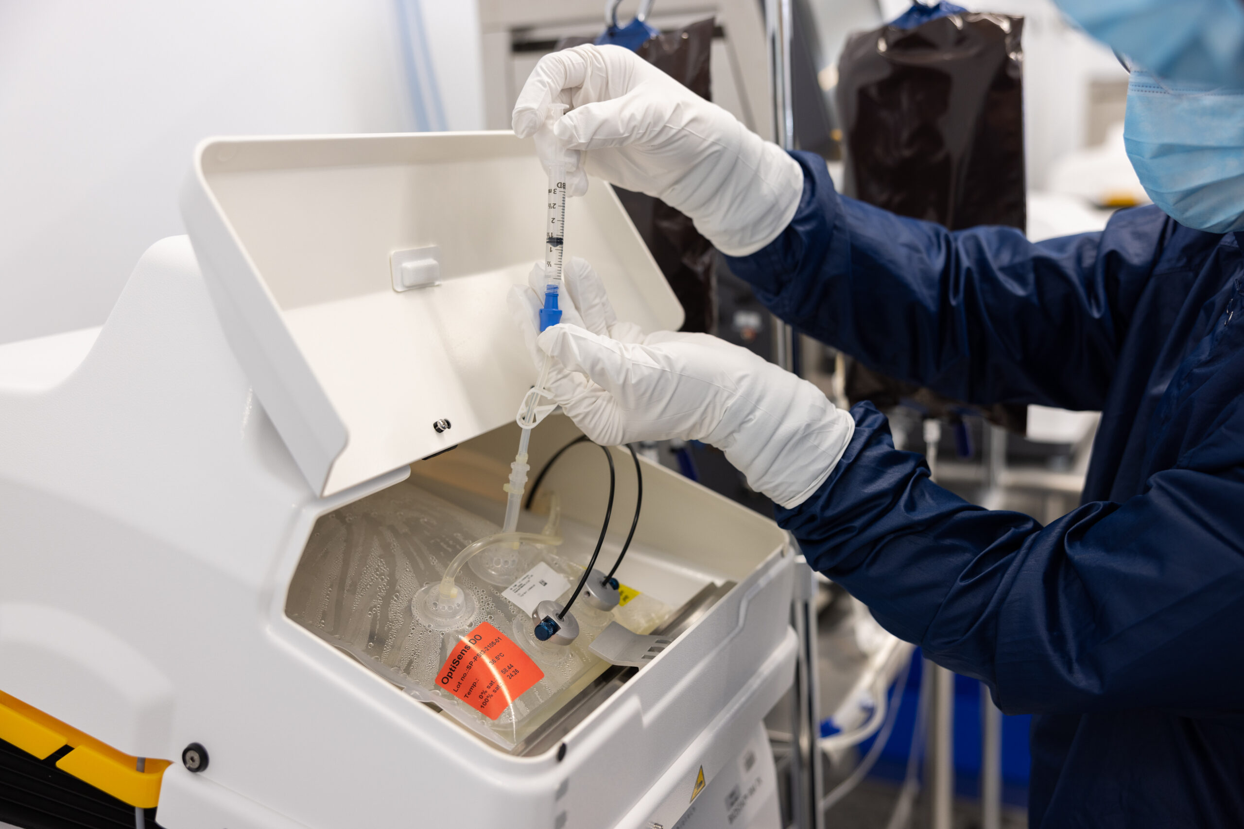 Employee working in a lab.